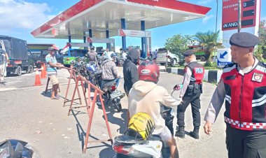 Patroli-Dialogis,-Himbauan-Kamtibmas,-dan-Pengaturan-Lalin-oleh-Samapta-Polres-Manggarai-di-Ruteng