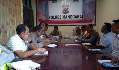 Kapolres-Manggarai-Pimpin-Rapat-Anev-Mingguan,-Sampaikan-Arahan-dalam-Pelaksanaan-Tugas