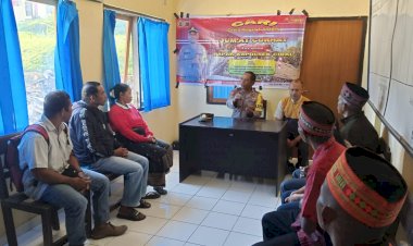 Jumat-Curhat-Polsek-Cibal-bersama-masyarakat-Haor,-Desa-Nenu,-Kecamatan-Cibal,-Kabupaten-Manggarai.