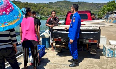 Sat-Polairud-Polres-Manggarai-Lakukan-Patroli-dan-Sambang-untuk-Keamanan-Pesisir