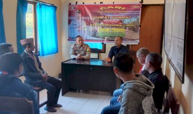Polsek-Cibal-Gelar-Jumat-Curhat-Bersama-Warga-Desa-Riung