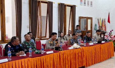 Kapolres-Manggarai-Hadiri-Rapat-Koordinasi-Persiapan-Pencalonan-Pemilihan-Bupati-dan-Wakil-Bupati-Manggarai-Tahun-2024