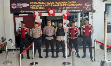 Polres-Manggarai-Siagakan-Personel-Pengamanan-Tahap-Pendaftaran-Pasangan-Bakal-Calon-Bupati-dan-Wakil-Bupati-dalam-Pilkada-Manggarai-2024