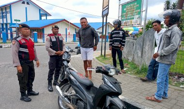 Polres-Manggarai-Gencar-Lakukan-Patroli-Dialogis-dan-Himbauan-Kamtibmas-Jelang-Pilkada-Serentak-2024