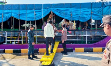 KP3-Laut-:-Pengamanan-Kapal-Penumpang-di-Pelabuhan-Laut-Reo-berlangsung-Tertib-dan-Lancar.