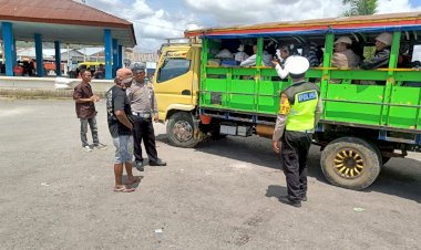 Patroli-KRYD,-PAMTURLALIN,-dan-Himbauan-Kamseltibcarlantas-di-Kota-Ruteng-oleh-Sat-Lantas-Polres-Manggarai