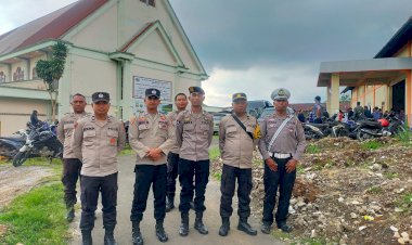 Personil-Polres-Manggarai-Laksanakan-Pengamanan-pada-Koordinasi-Pemenangan-Pilkada-2024-DPD-Partai-Nasdem-Kabupaten-Manggarai