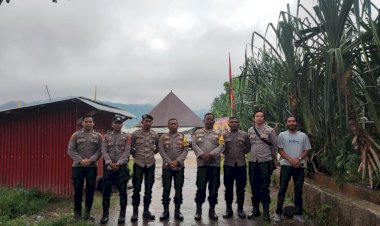 Kasat-Samapta-dan-Kasat-Binmas-Polres-Manggarai-pimpin-Pengamanan-Kampanye-Calon-Bupati-dan-Wakil-Bupati-Kabupaten-Manggarai-di-Kecamatan-Ruteng.