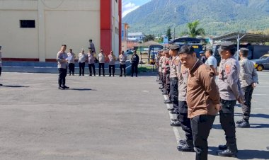 Kabagops-Polres-Manggarai-pimpin-Apel-Pengecekan-Personil-dalam-Rangka-Operasi-Manta-Praja-Turangga---2024