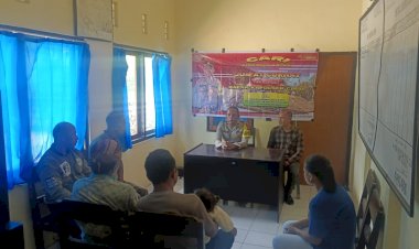 Kapolsek-Cibal-Gelar-Jumat-Curhat-Bersama-Warga-Kampung-Terep,-Desa-Golo-Ncuang