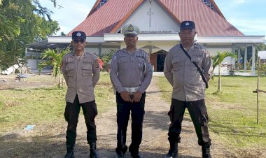 Personil-Polres-Manggarai-Laksanakan-Pengamanan-Ibadah-Minggu-di-Kota-Ruteng