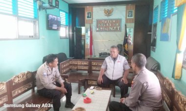 Kanit-Binkamsa-dan-Kanit-Bintibsos-Sat.-Binmas-Polres-Manggarai-Laksanakan-Sambang-ke-Rutan-Kelas-II-B-Ruteng