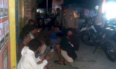 Kapolsek-Reo-Pimpin-Patroli-Gabungan-Operasi-Mantap-Praja-2024-untuk-Jaga-Keamanan-Pilkada