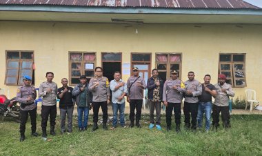 Kabagops-Polres-Manggarai-Pantau-Langsung-Rekapitulasi-Suara-di-Kecamatan-Ruteng