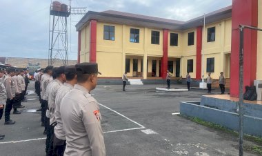 Pimpin-Apel-Mingguan,-Kapolres-Manggarai-Sampaikan-Arahan-Penting-Bagi-Seluruh-Personil