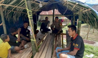 Bhabinkamtibmas-Kec.-Rahong-Utara-Laksanakan-Kunjungan-dan-Himbauan-Kamtibmas-di-Kampung-Rembong,-Desa-Dimpong