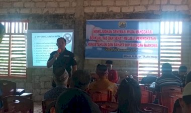 Kasat-Narkoba-Polres-Manggarai-Gelar-Sosialisasi-Penanggulangan-Penyalahgunaan-Narkoba-di-Desa-Kole,-Satarmese-Utara