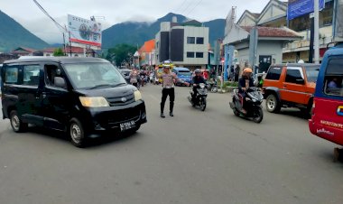 Sat-Lantas-Polres-Manggarai-Gelar-Patroli-KRYD,-Pamturlalin,-dan-Himbauan-Kamseltibcar-Lantas-di-Kota-Ruteng-Menjelang-Natal-dan-Tahun-Baru