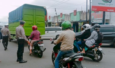 Satlantas-Polres-Manggarai-Gelar-Patroli-KRYD,-PAMTURLALIN,-dan-Himbauan-Kamseltibcar-Lantas-di-Kota-Ruteng