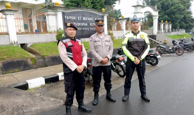 Polres-Manggarai-Gelar-Pengamanan-Ibadah-Minggu-di-Gereja-Gereja-Kota-Ruteng