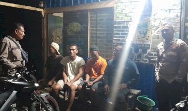 Jaga-Stabilitas-Kamtibmas,--Regu-Piket-SPKT-III-Polsek-Satarmese,-Laksanakan-Patroli-Malam