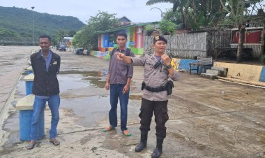 Antisipasi-Potensi-Bencana,-Polsek-Reo-Laksanakan-Patroli-Dialogis-di-Seputaran-Kota-Kecamatan-Reok