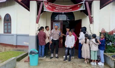 Polsek-Cibal-Laksanakan-Pengamanan-Perayaan-Misa-di-Gereja-Paroki-Kristus-Raja-Pagal