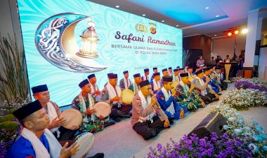 Momen-Hangat-Kapolri-Berbagi-dan-Perkuat-Silaturahmi-Dengan-Ulama-serta-Masyarakat-di-Bulan-Ramadhan