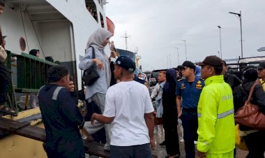 KP3-Laut-Pelabuhan-Reo-Laksanakan-Pengamanan-Kapal-Penumpang-KM.-Sabuk-Nusantara-55