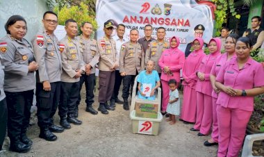 Anjangsana-ke-Anggota-yang-Sakit,-Purnawirawan-dan-Warakawuri,-Polda-NTT-Salurkan-Bantuan-Sosial-Dalam-Rangka-HUT-Bhayangkara-ke-79