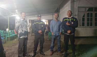 Bhabinkamtibmas-Hadir-Di-Tengah-Masyarakat-Dalam-Pengamanan-Acara-Sukacita-Pernikahan