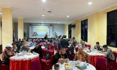 Polres--Manggarai--Nonton-Bareng-Wayang-Kulit-Lakon-“Amartha-Binangun”-Dalam-Rangka-Hari-Bhayangkara-Ke-79
