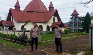 Polsek-Cibal-Pengamanan-Perayaan-Misa-Hari-Minggu-Di-Gereja-Paroki-Kristus-Raja-Pagal