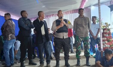 Bhabinkamtibmas-dan-Babinsa-Bersinergi-Lakukan-Pengamanan-Syukuran-Pernikahan-di-Desa-Nenu