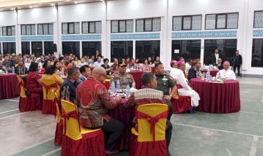 Polres-Manggarai-Laksanakan-Pengamanan-Misa-Syukur-Ulang-Tahun-Bapa-Uskup-Ruteng