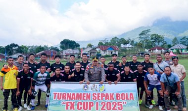 Pengamanan-Turnamen-Sepak-Bola:-Wujud-Polri-Hadir-di-Tengah-Masyarakat