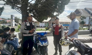 Patroli-Dialogis-Samapta-Polres-Manggarai:-Wujudkan-Rasa-Aman-dan-Tertib-di-Kota-Ruteng