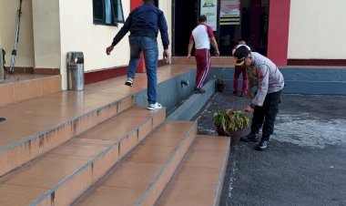 Jumat-Bersih,-Polres-Manggarai-Tingkatkan-Kebersihan-dan-Disiplin-Personel