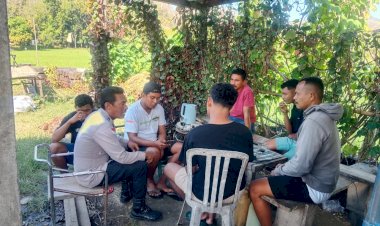 Dekatkan-Diri-dengan-Warga,-Bhabinkamtibmas-Lakukan-Sambang-dan-Himbauan-Kamtibmas