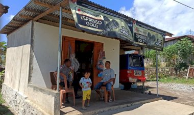Bangun-Komunikasi,-Bhabinkamtibmas-Sambangi-Rumah-Warga