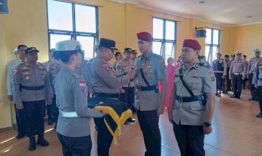 Upacara-Serah-Terima-Jabatan-Kasat-Reskrim-Polres-Manggarai-Berlangsung-Khidmat-dan-Lancar