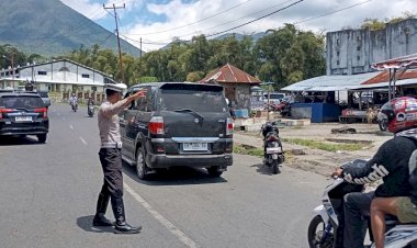 Sat-Lantas-Polres-Manggarai-Gelar-Patroli-KRYD,-Pamturlalin,-dan-Himbauan-Kamseltibcar-Lantas-di-Kota-Ruteng