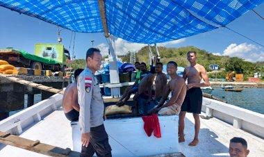 Sat-Polairud-Polres-Manggarai-Gelar-Patroli-dan-Sambang-di-Pelabuhan-Reo