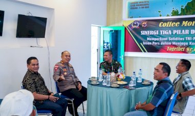 Kapolres-Manggarai-Hadiri-Coffee-Morning-Sinergi-Tiga-Pilar-dan-Insan-Pers-“Together-We-Can”