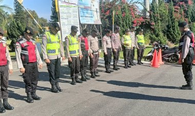 Polres-Manggarai-Terjunkan-Personel-Amankan-Karnaval-dan-Festival-Golocuru