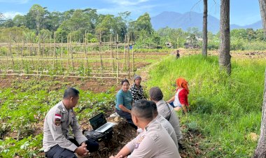 Polres-Manggarai-Dukung-Program-Ketahanan-Pangan-Lewat-Penanaman-Jagung-Kuartal-IV-di-Golo-Dukal