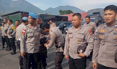 Polres-Manggarai-Gelar-Operasi-Penegakan-Ketertiban-dan-Disiplin-(Opsgaktibplin),-Tindak-Personel-yang-Melanggar-Sikap-Tampang
