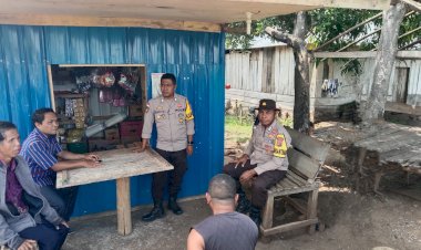 Bhabinkamtibmas-Desa-Cambir-Leca-dan-Kapospol-Satarmese-Barat-Gelar-Sosialisasi-Pembatasan-Penyebaran-HPR-di-Desa-Persiapan-Lereng