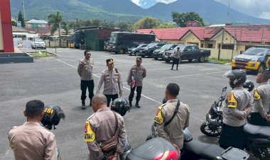 Wakapolres-Manggarai-Pimpin-Pengecekan-Kendaraan-Dinas-Bhabinkamtibmas