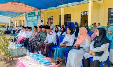 Polsek-Reo-Hadiri-Upacara-Hari-Santri-Nasional-2025-di-Lapangan-MAN-1-Manggarai